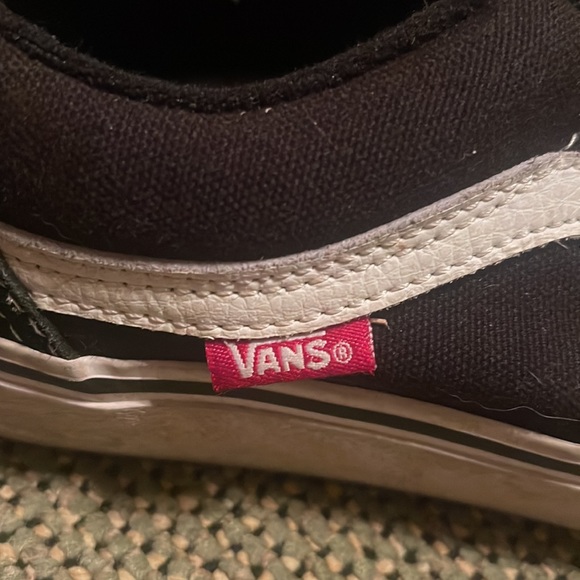 Black low top Vans - Picture 2 of 2
